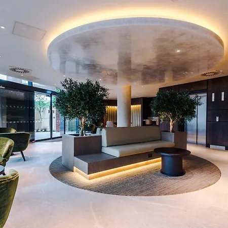 Modern 2 Bed Flat Centre Appartement