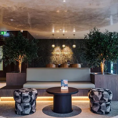 公寓 Modern 2 Bed Flat Centre *