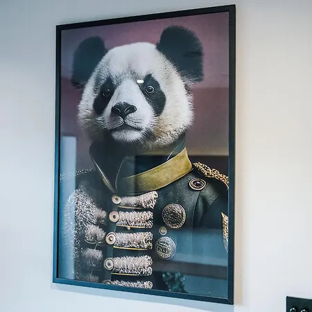 Modern 2 Bed Flat Centre