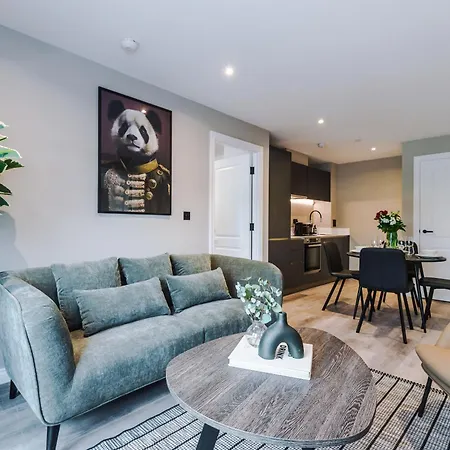 Appartement Modern 2 Bed Flat Centre