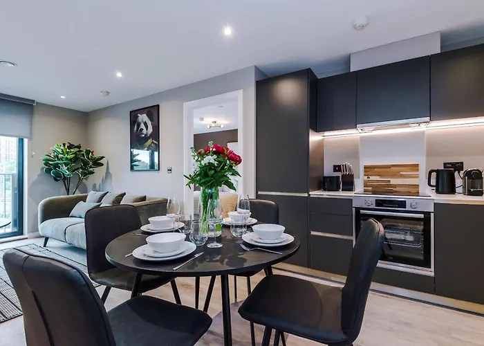 Modern 2 Bed Flat Centre Apartment Leeds (West Yorkshire)