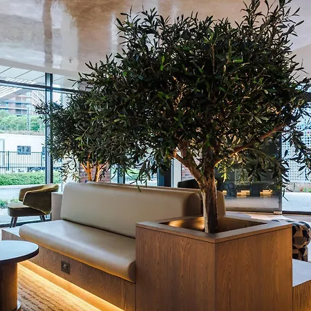 Modern 2 Bed Flat Centre 公寓