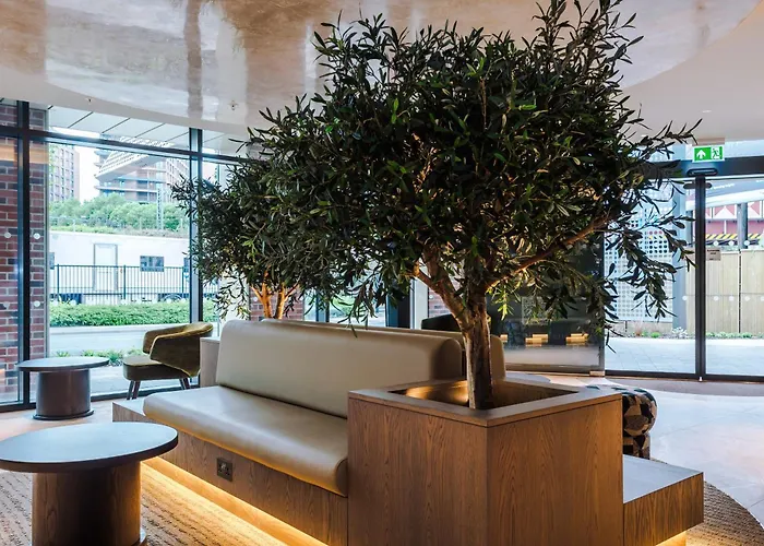 Modern 2 Bed Flat Centre Appartamento